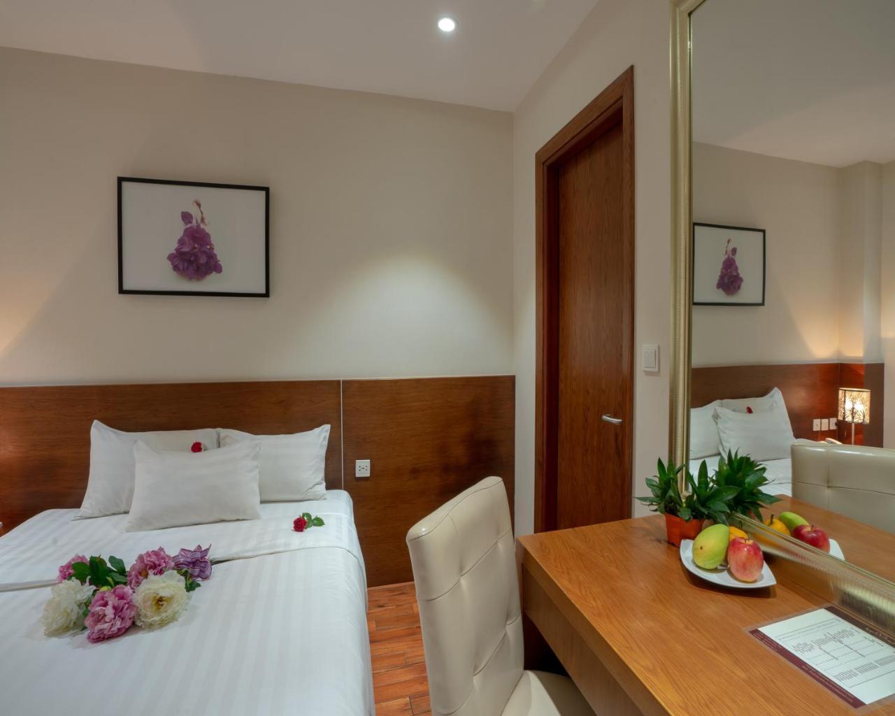 Hovi Universal - My Hotel Ханой Екстериор снимка