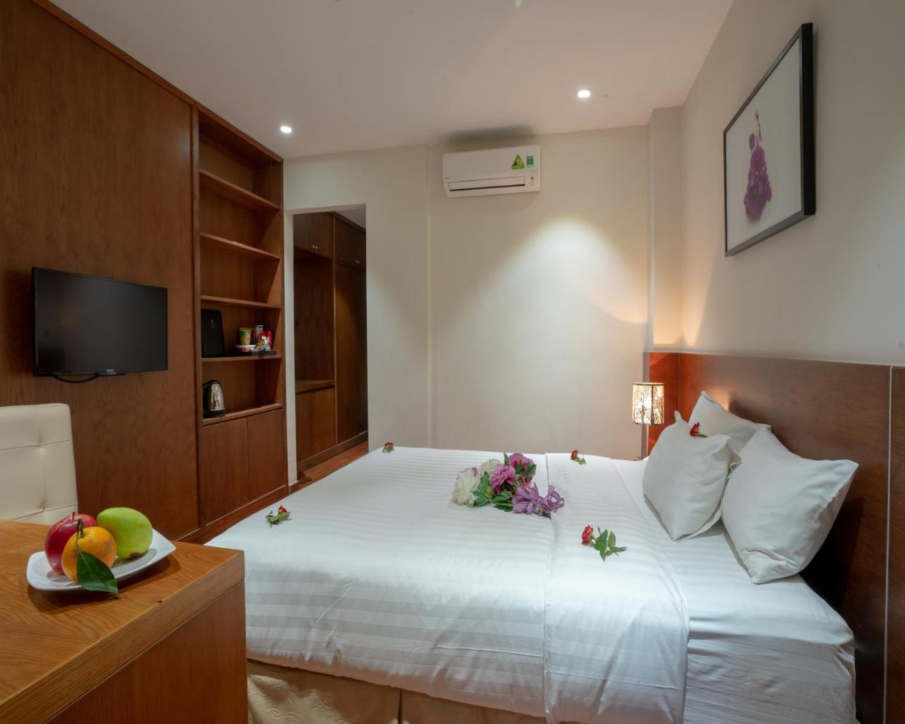 Hovi Universal - My Hotel Ханой Екстериор снимка